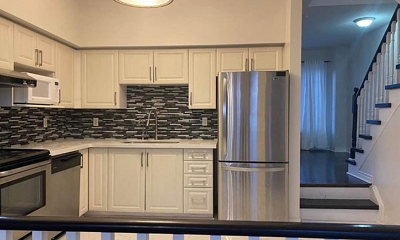4 Beds 2.5 Baths - T...