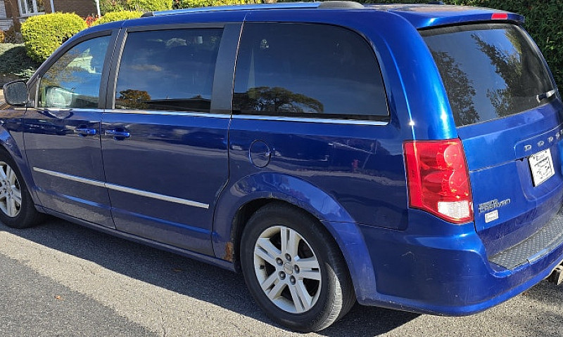 Dodge Caravan Crew 2...