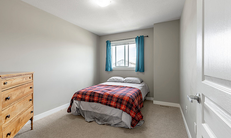 Just Listed | Townho...