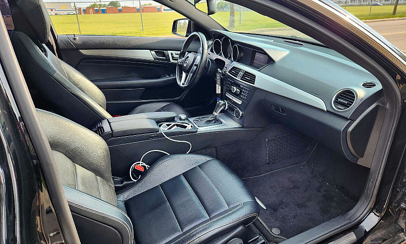 2013 Mercedes C250 T...