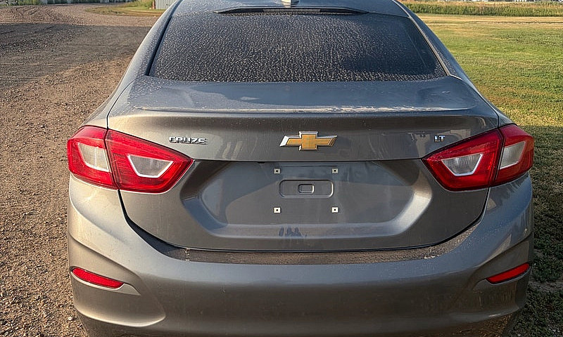 2018 Chevy Cruze...