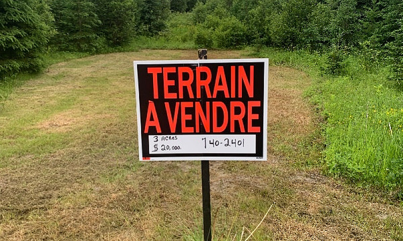 Terrain À Vendre 3Ar...