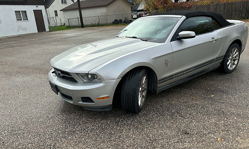 2010 Ford Mustang Co...