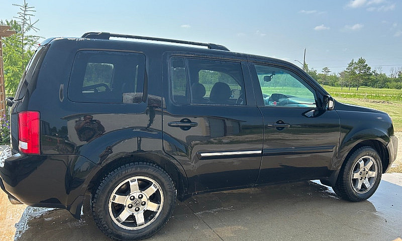 Honda Pilot Touring...