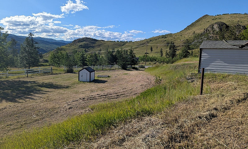 5+ Acres | Heated Sh...