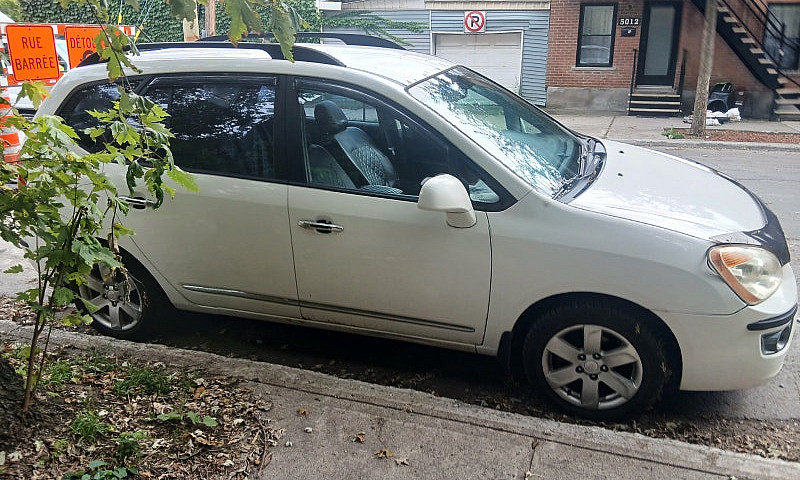 Kia Rondo Ex A Qui L...