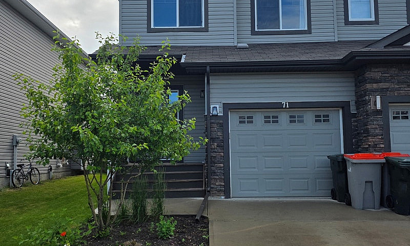 Duplex For Rent In S...