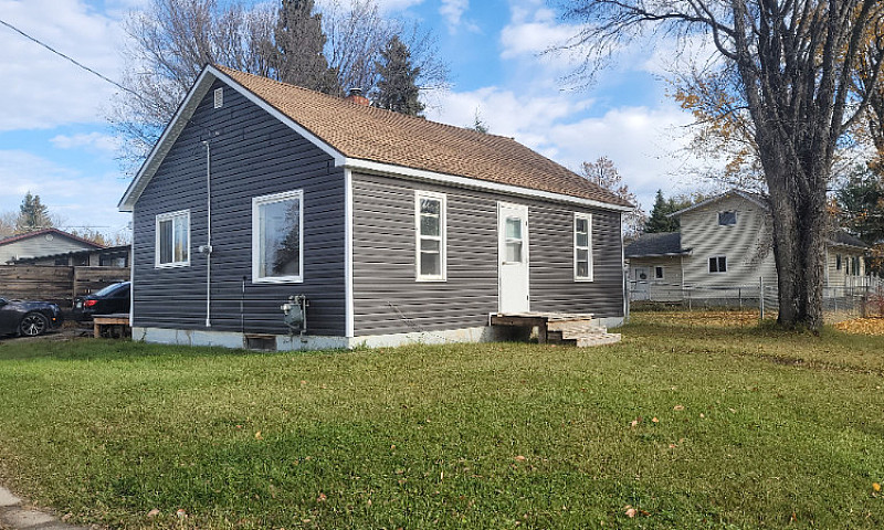 *New Listing*  214 -...