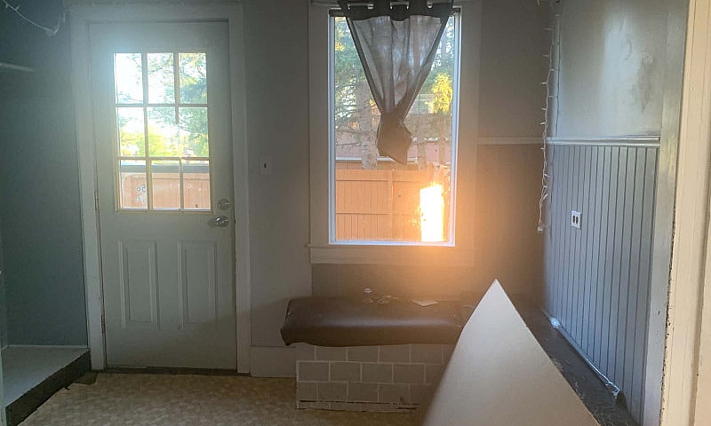 House For Sale - Min...
