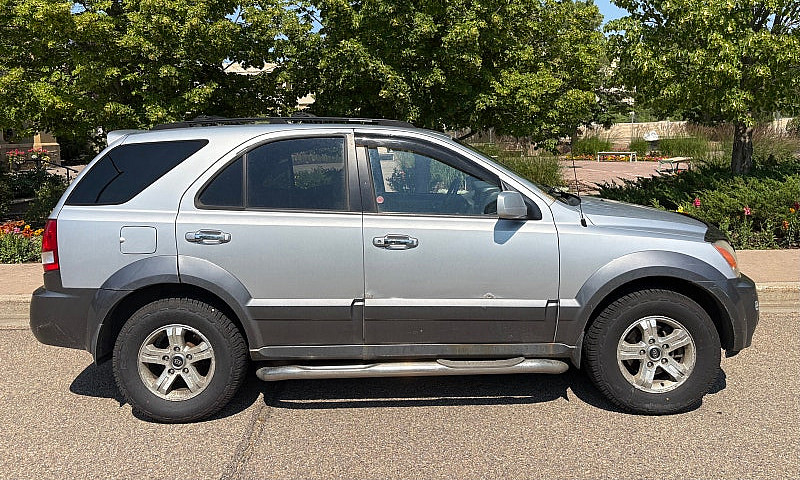 2005 Kia Sorento 4X4...