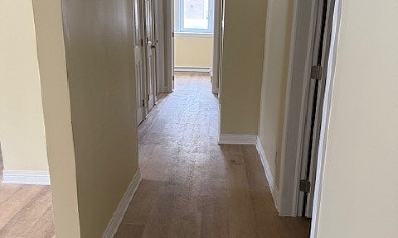 Sydney - 2 Bedroom A...