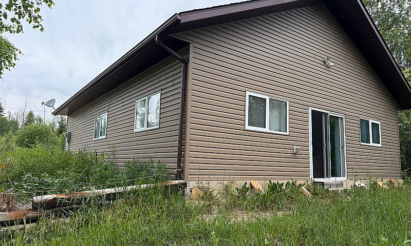 Lakefront Cabin For ...