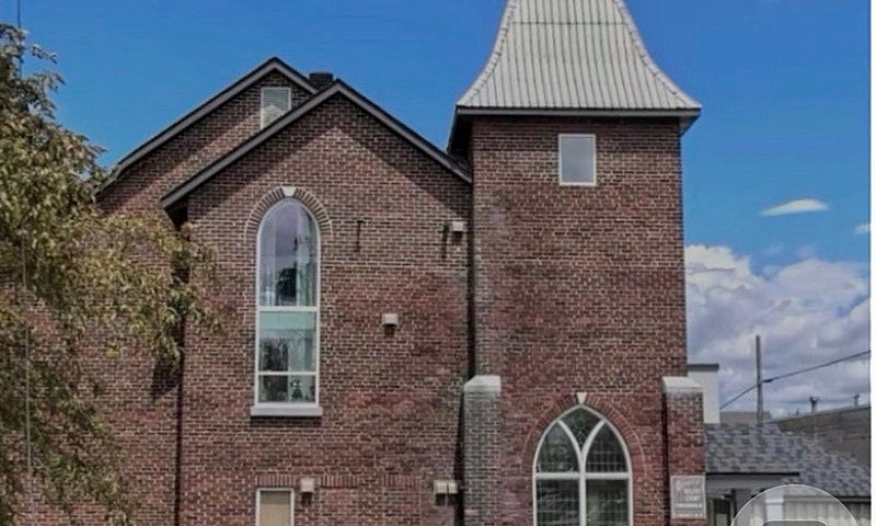 One Bedroom+Den Cond...