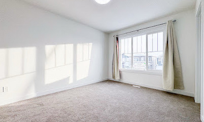 Brand New 3 Bdrm/2.5...