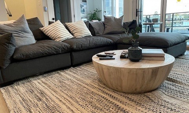 Fully Furnished 4 Be...
