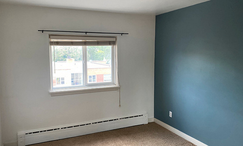 One-Bedroom Apartmen...