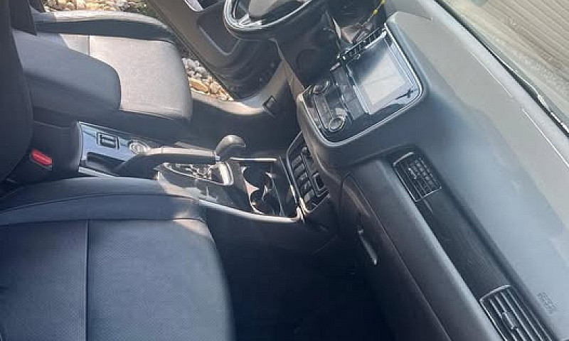 2018 Mitsubishi Outl...