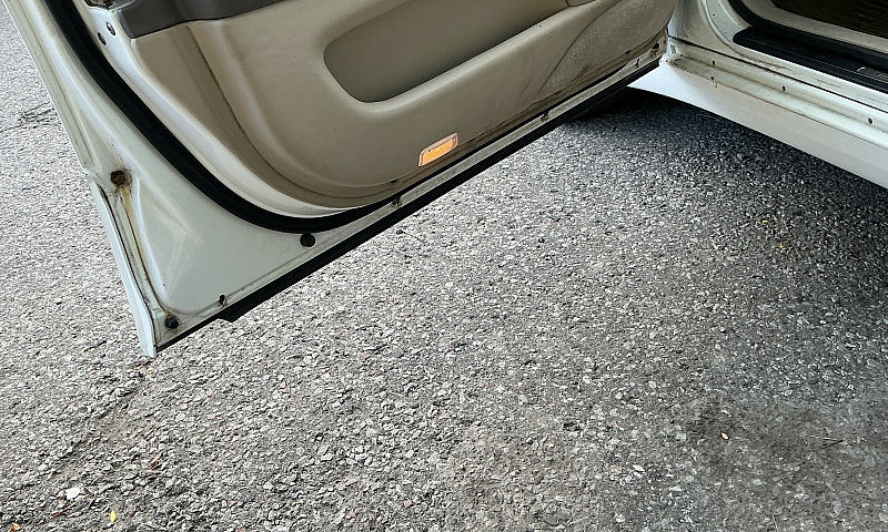 2000 Lexus Gs300  4D...