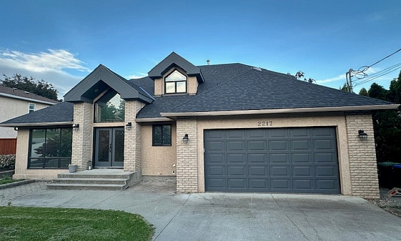 5 Bedrooms, 4 Bathro...