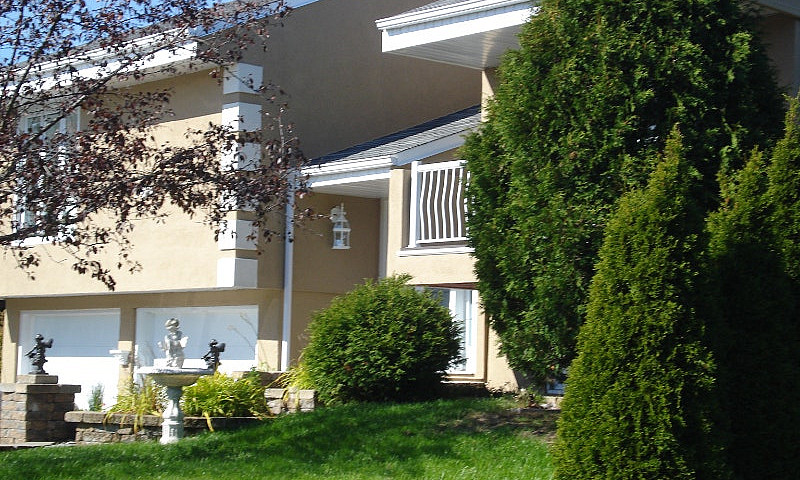 Maison À Vendre Rimo...