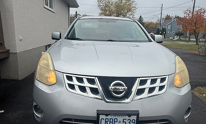 2013 Nissan Rogue...
