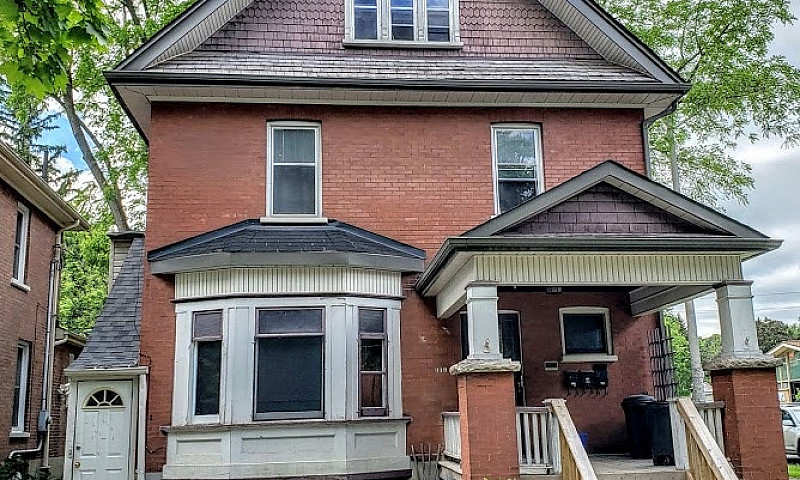 2 Bedroom Apartment ...