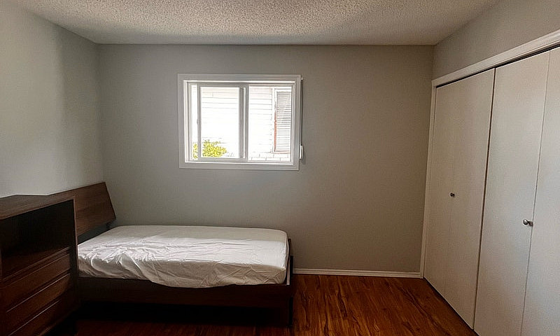 Furnished Room For R...