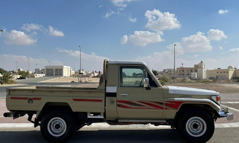 J79 Land Cruiser Pic...