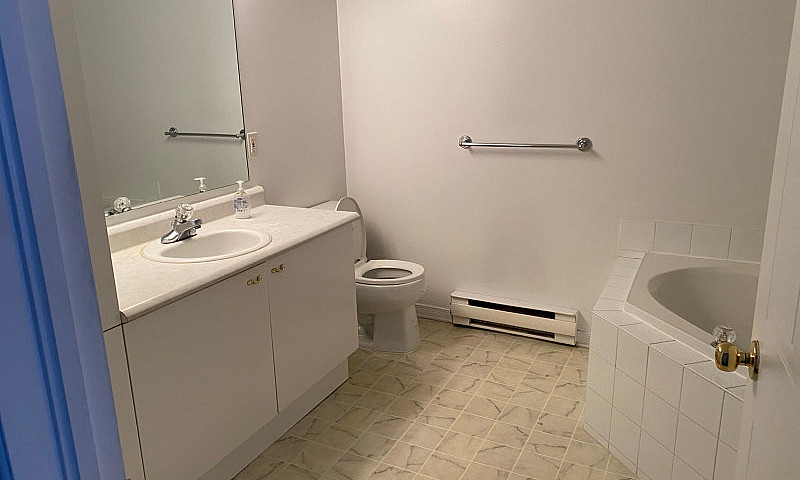  Two Bedroom Apartme...