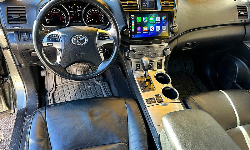 2013 Toyota Highland...