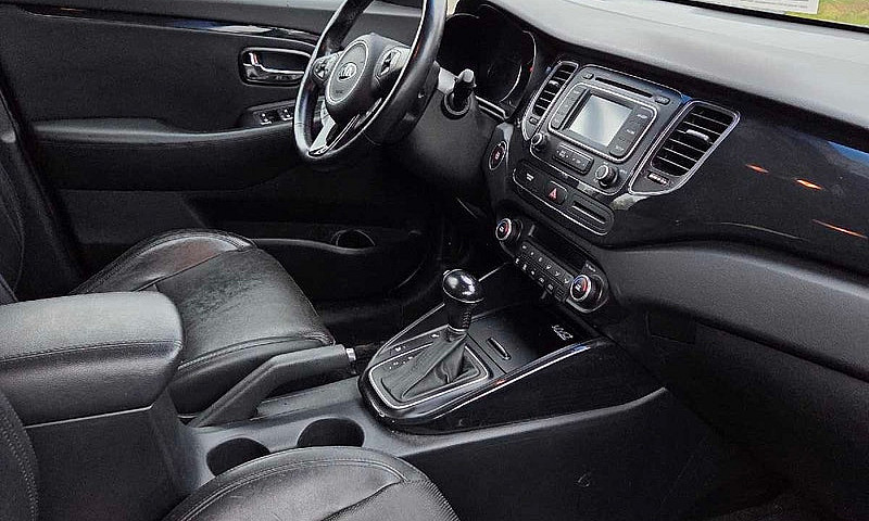 Kia Rondo...