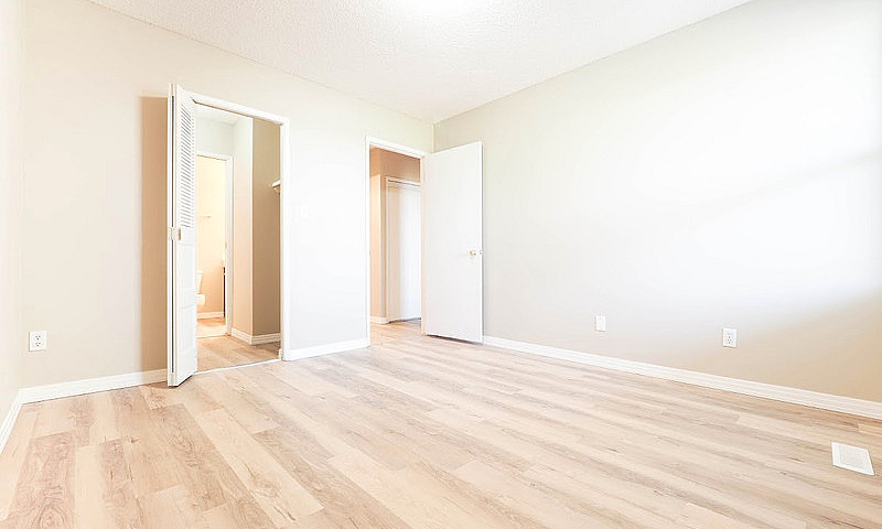 July 1S -Spacious Ne...