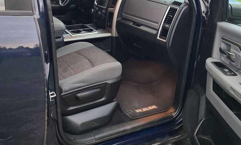 Dodge Ram 1500 Crew ...