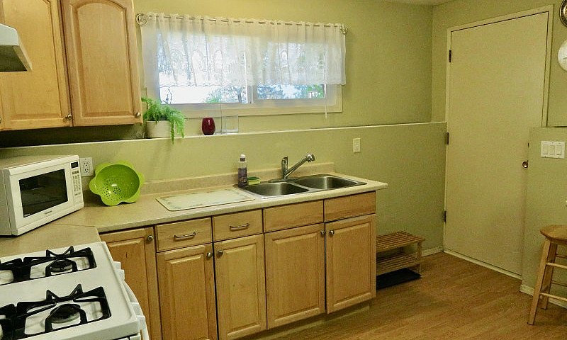 1 Bedroom Suite Avai...