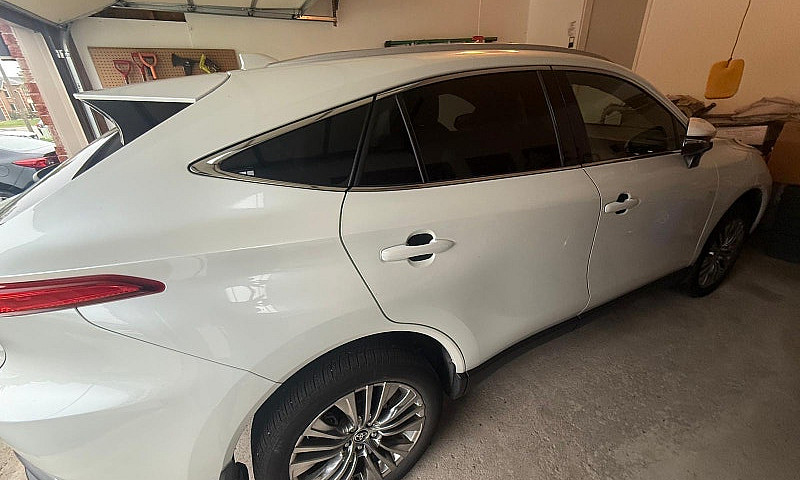 2024 Toyota Venza Xl...