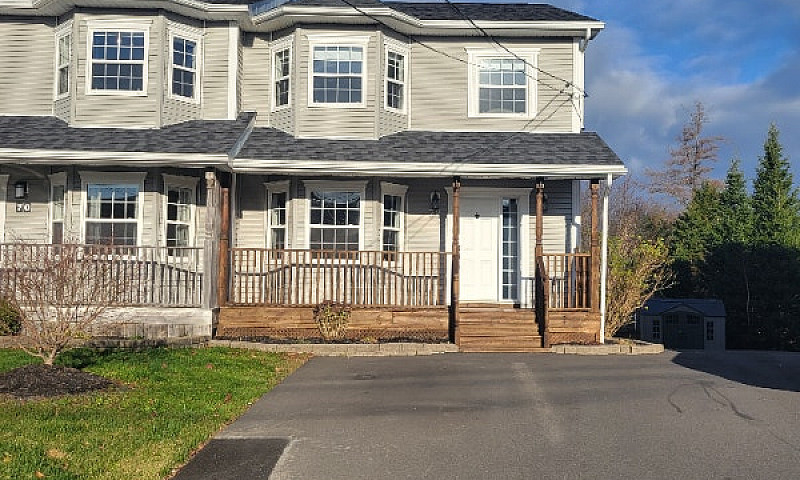 Gorgeous Home 3/4 Bd...