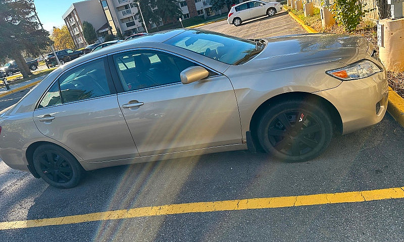 Toyota Camry 2010...