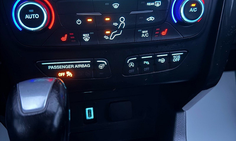2017 Ford Escape Tit...