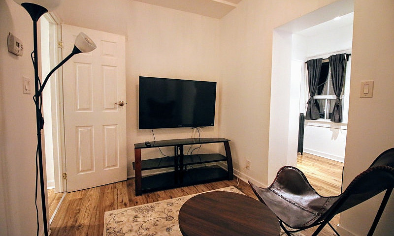2-Bedroom, 1 Bath Un...