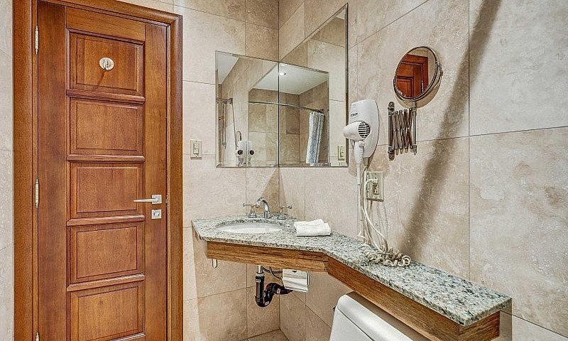 Condo À Vendre Avec ...