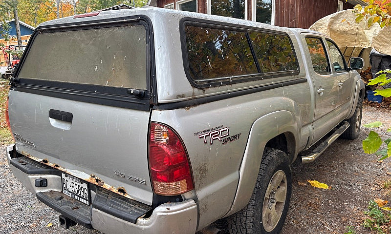 2007 Toyota Tacoma -...