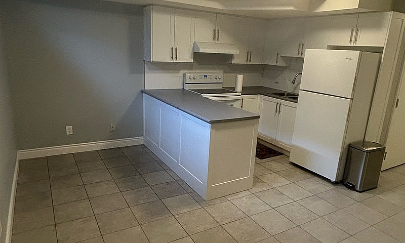 Spacious 1 Bedroom B...