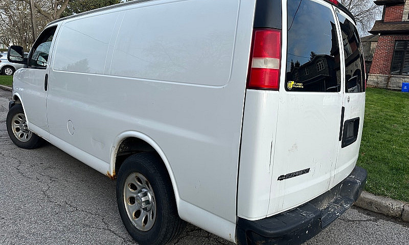  Chevrolet Express ...