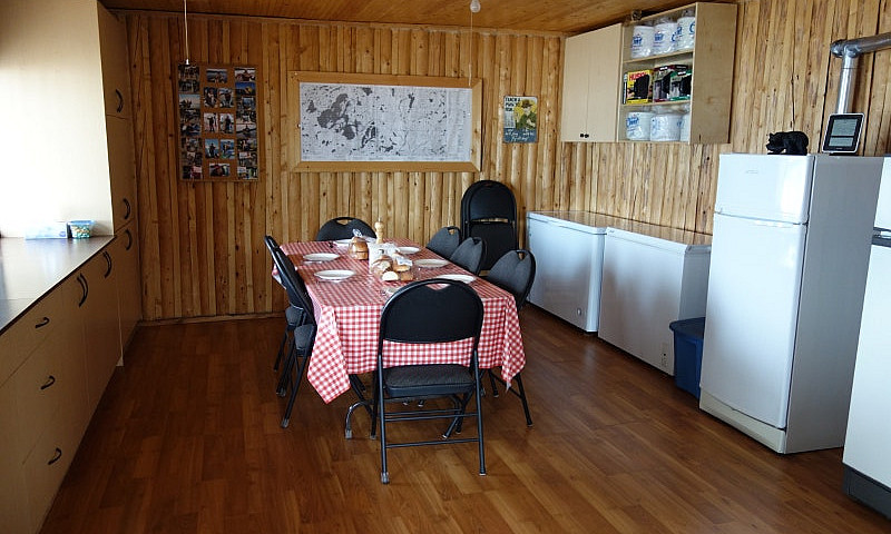 For Sale – Fly In Fi...