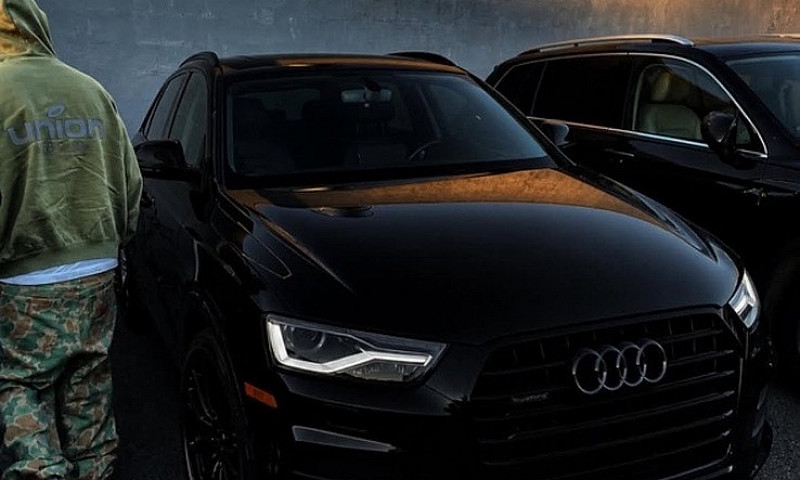 Audi Q3 Sline Black ...