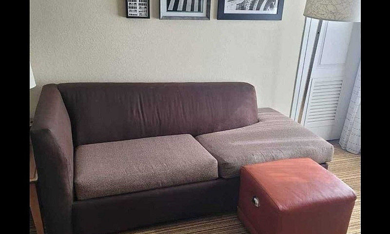 Master Bedroom For R...