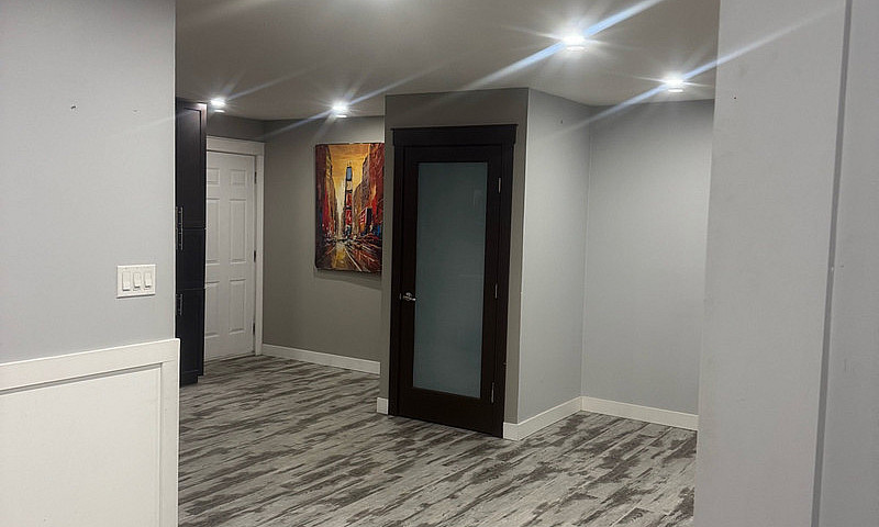 4Br 2 Bath, Basement...