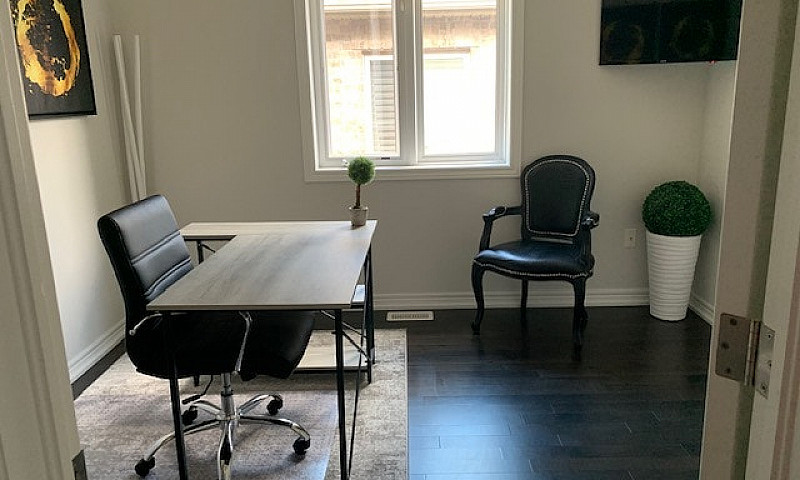 Off Market/ End Unit...