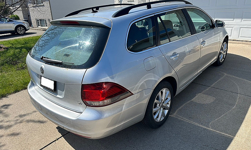 2014 Volkswagen Golf...