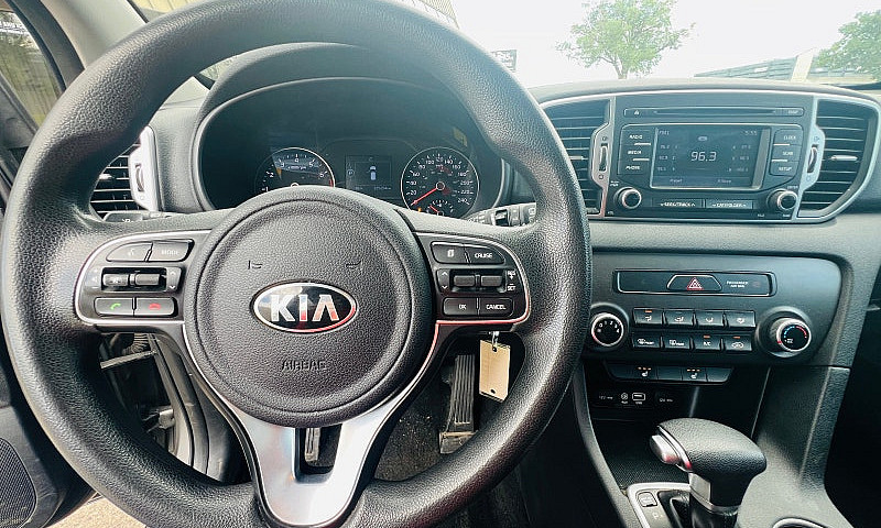 2019 Kia Sportage Lx...